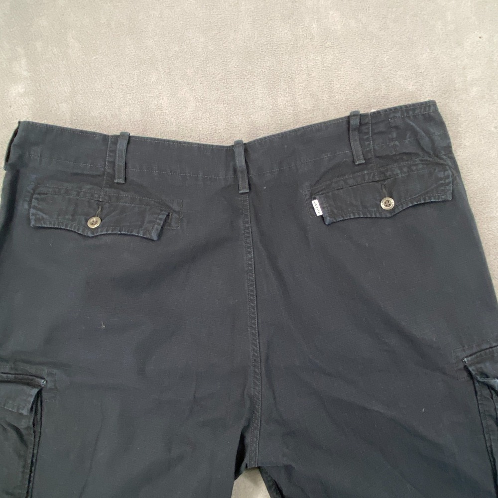 Levi's Cargo Shorts Mens W40 Dark Navy Utility Multi Pocket Relaxed Fit Outdoor - Picture 11 of 12